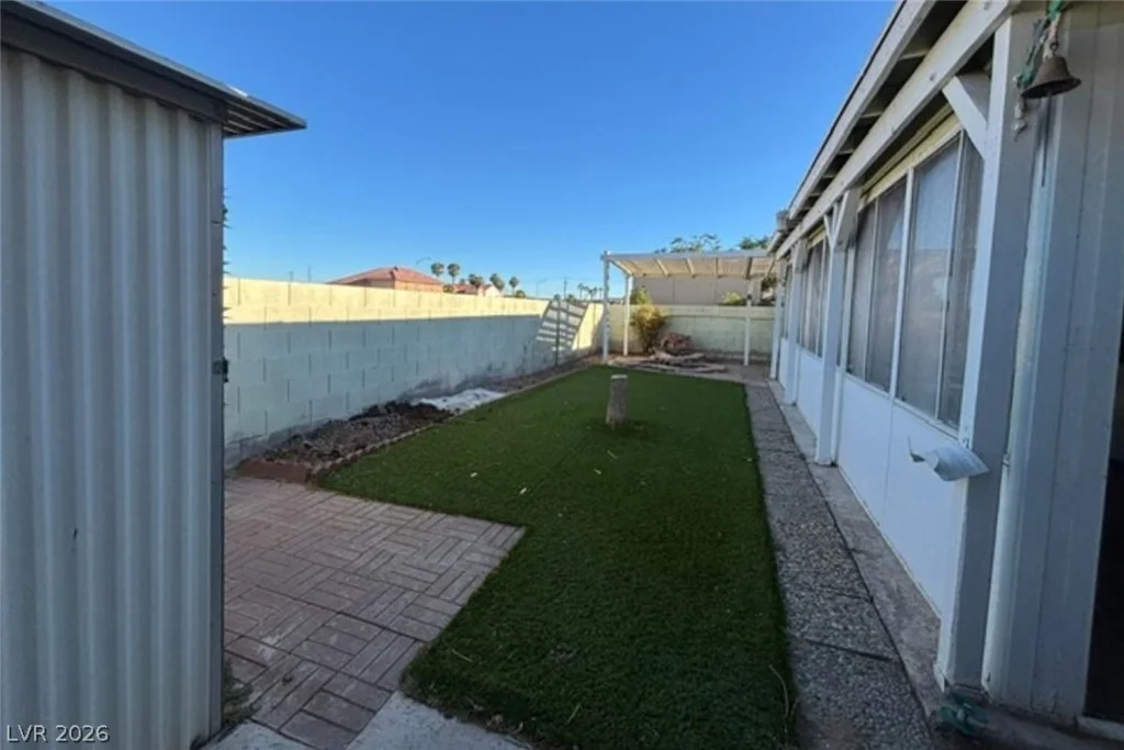 478 Searchlight, Las Vegas, NV 89110