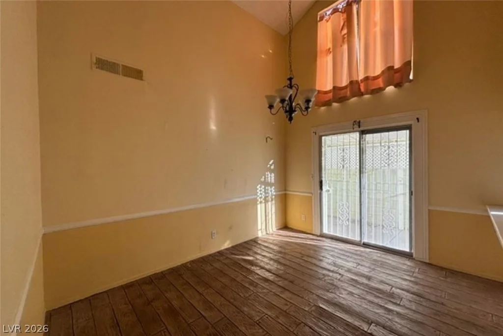 478 Searchlight, Las Vegas, NV 89110