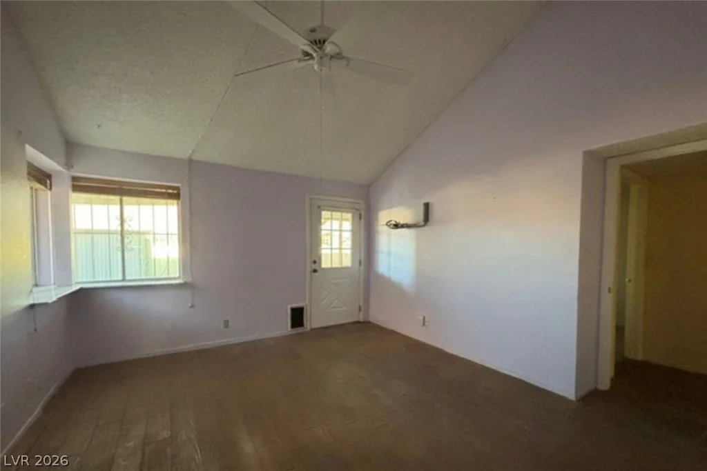 478 Searchlight, Las Vegas, NV 89110