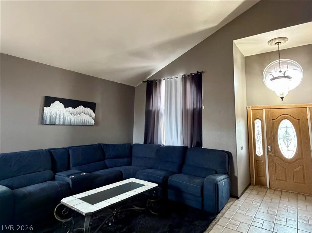 6380 Cantelope, Las Vegas, NV 89142