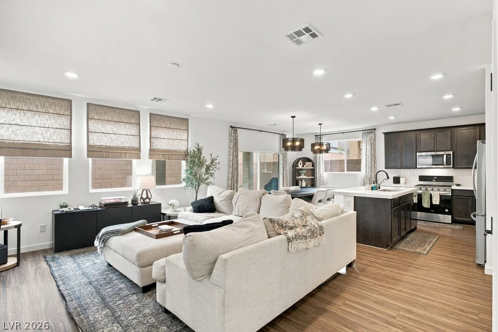 9865 Lost Horse, Las Vegas, NV 89178