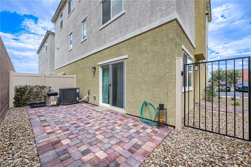6843 Truffle Gray, Las Vegas, NV 89148