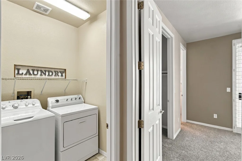 9425 San Laguna, Las Vegas, NV 89134