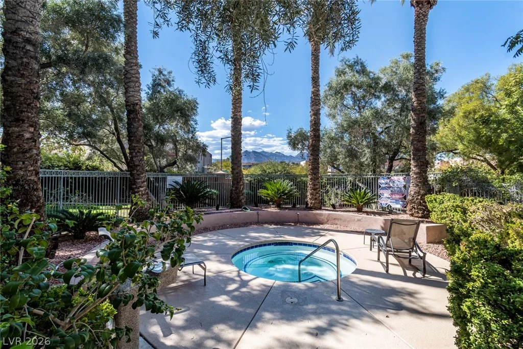 9425 San Laguna, Las Vegas, NV 89134