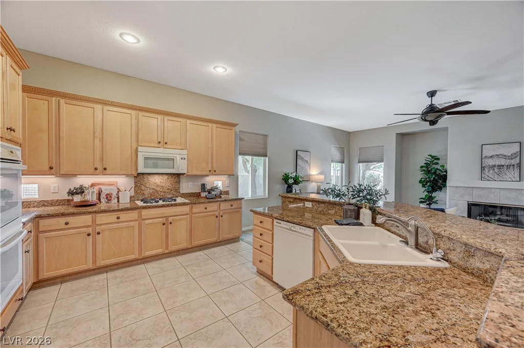 10809 Elm Ridge, Las Vegas, NV 89144