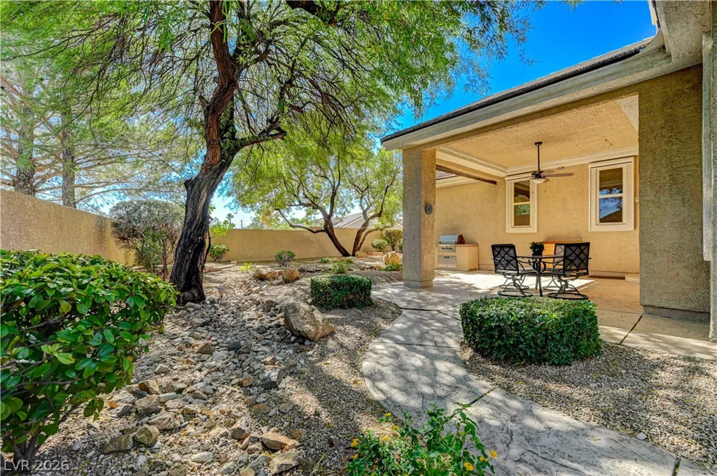10809 Elm Ridge, Las Vegas, NV 89144
