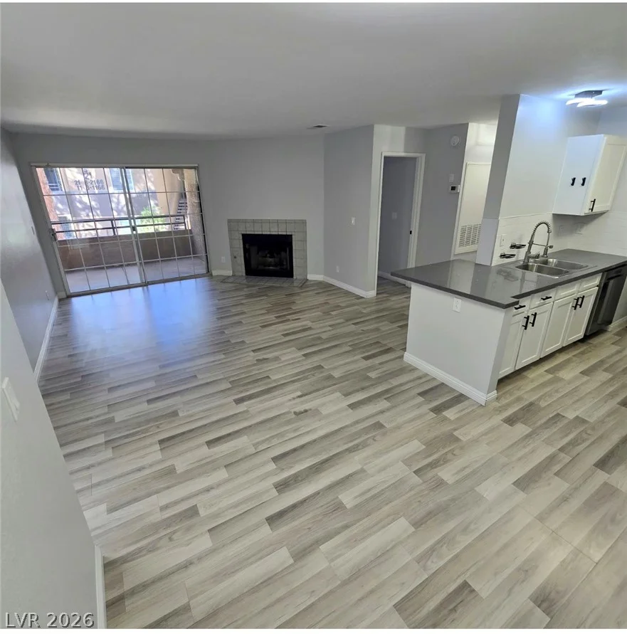 2200 Fort Apache, Las Vegas, NV 89117