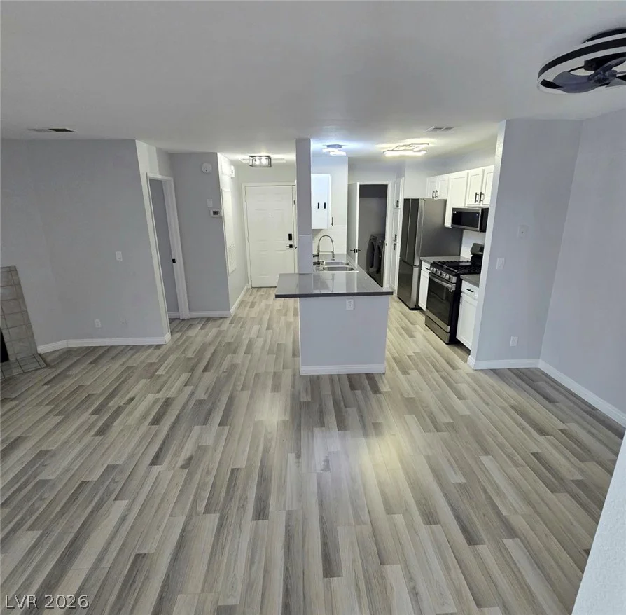 2200 Fort Apache, Las Vegas, NV 89117