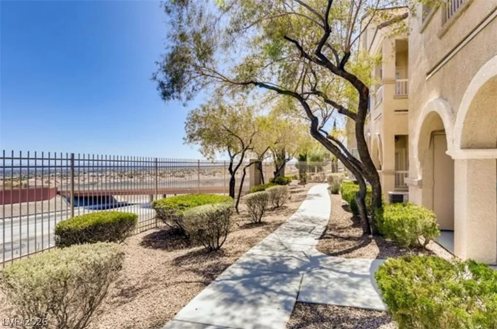 10550 Alexander, Las Vegas, NV 89129