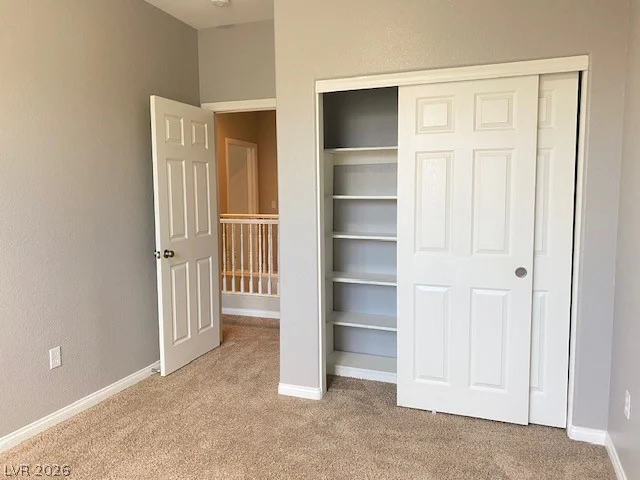 6269 Glimmering Light, Las Vegas, NV 89139
