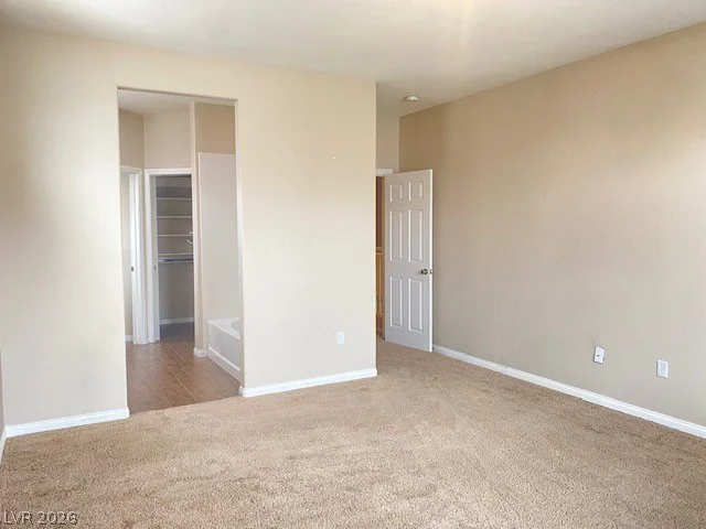 6269 Glimmering Light, Las Vegas, NV 89139