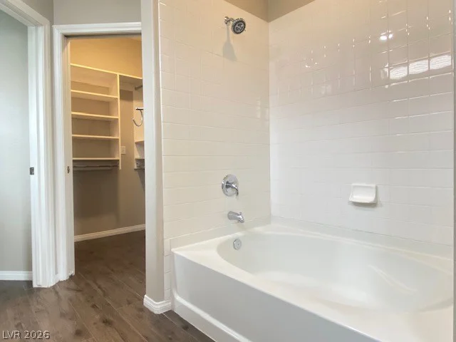 6269 Glimmering Light, Las Vegas, NV 89139
