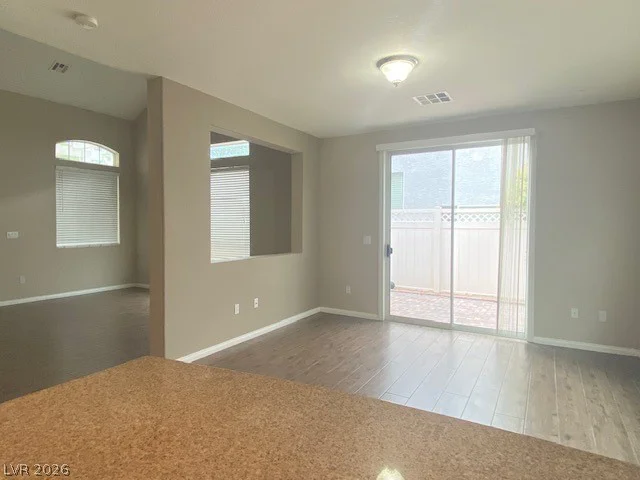 6269 Glimmering Light, Las Vegas, NV 89139