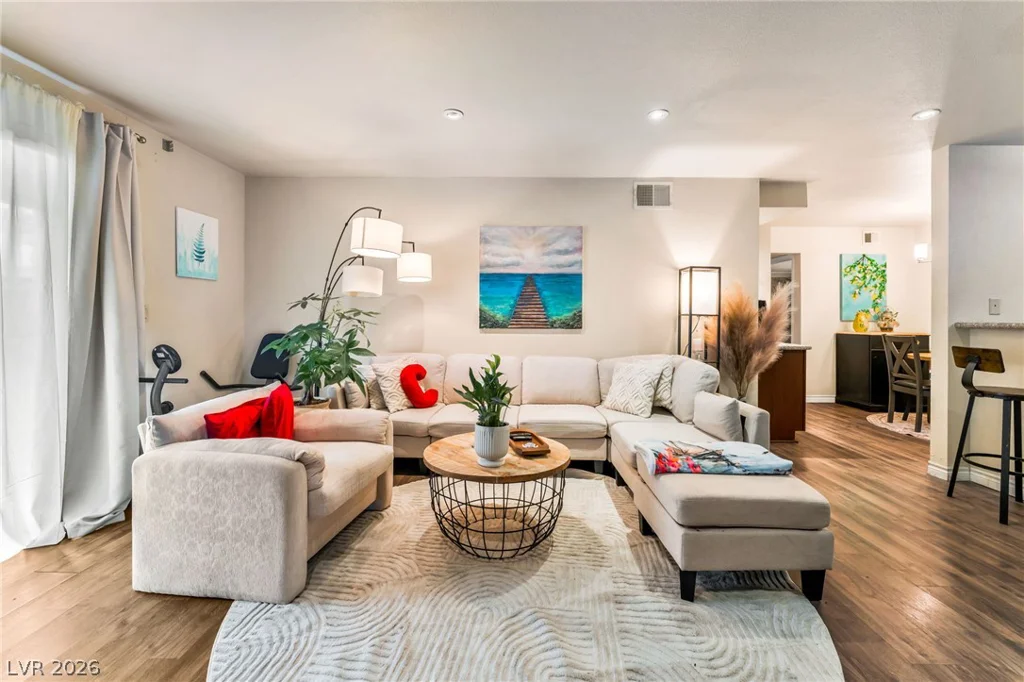 2451 Rainbow, Las Vegas, NV 89108