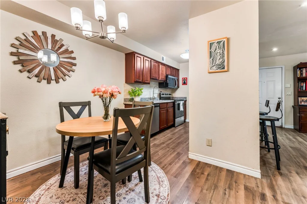 2451 Rainbow, Las Vegas, NV 89108
