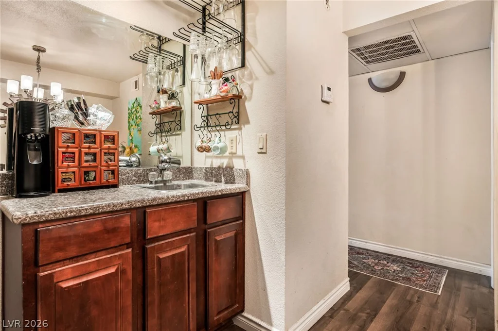 2451 Rainbow, Las Vegas, NV 89108