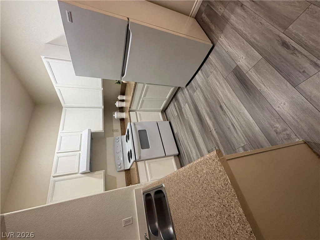 2131 Hussium Hills, Las Vegas, NV 89108