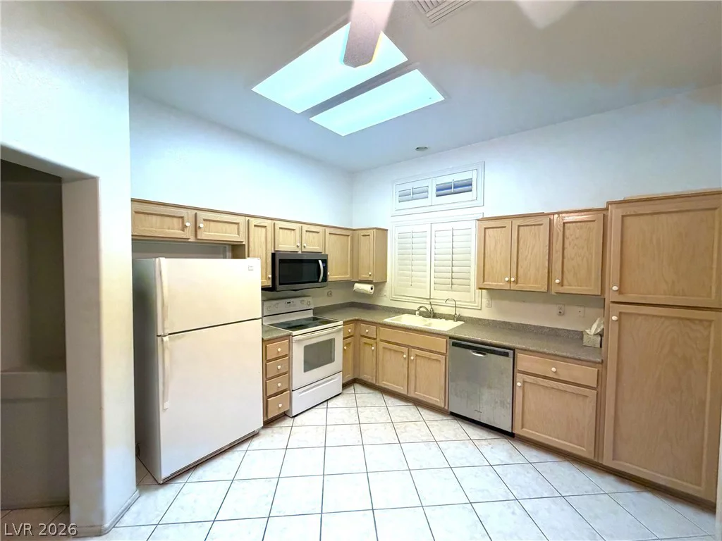 10709 Dover Creek, Las Vegas, NV 89134