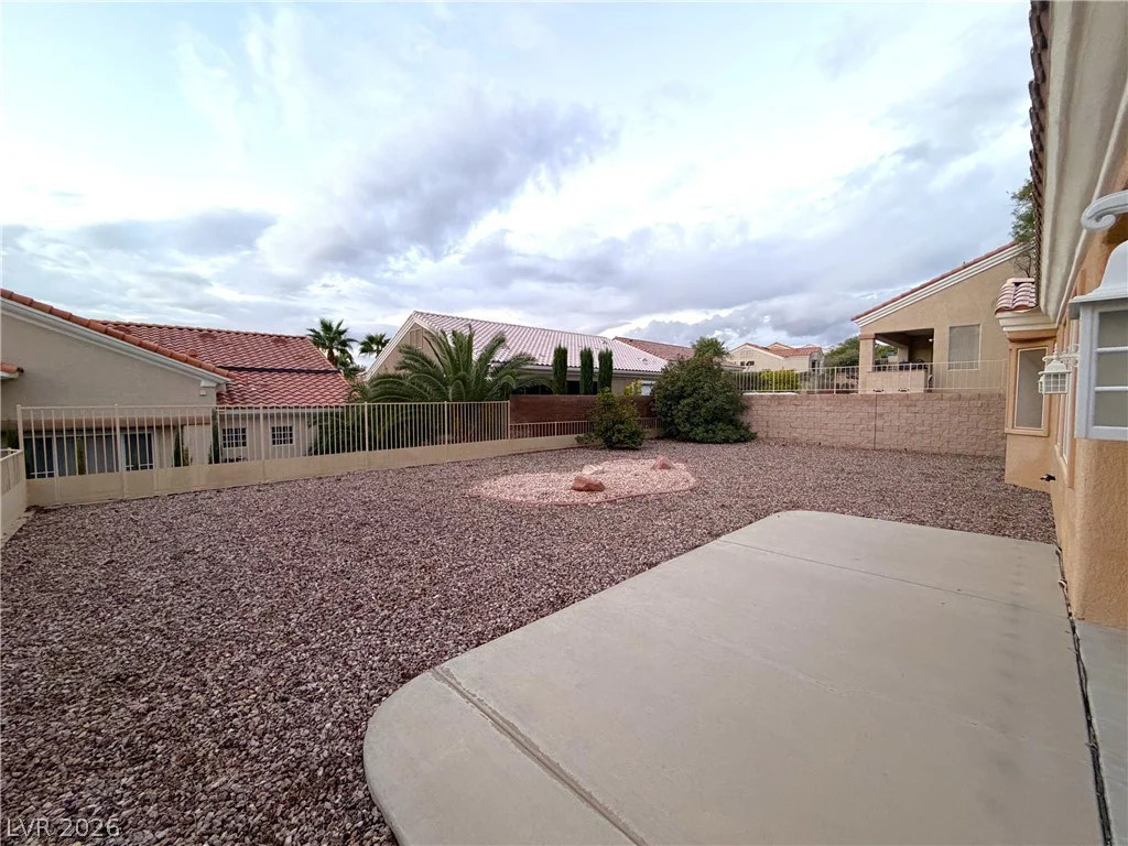 10709 Dover Creek, Las Vegas, NV 89134