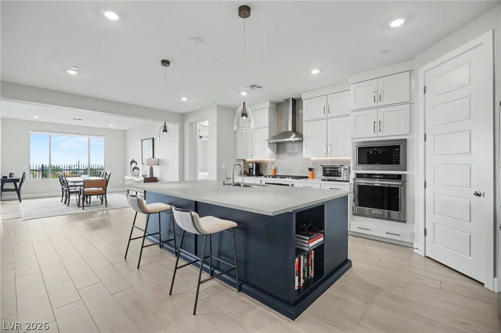 6412 Belgrossa Bend, Las Vegas, NV 89166