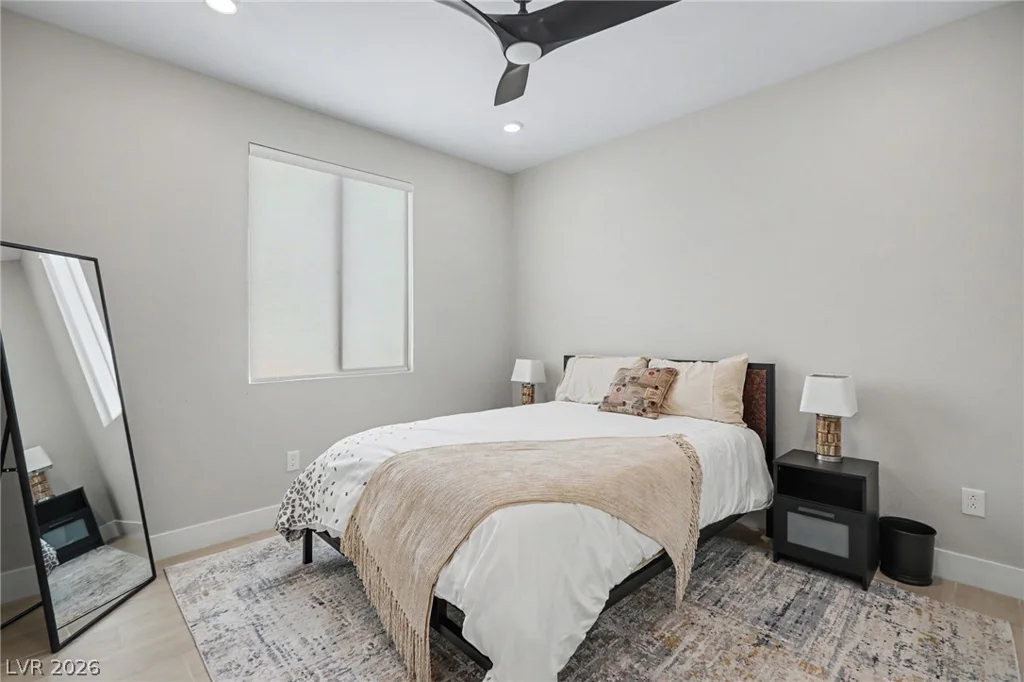 6412 Belgrossa Bend, Las Vegas, NV 89166