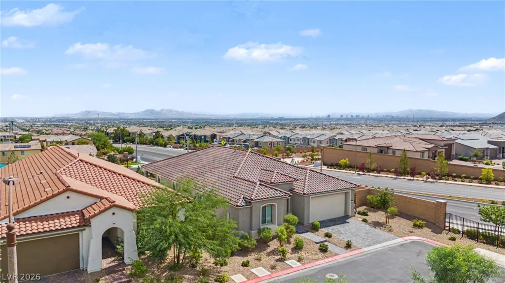 6412 Belgrossa Bend, Las Vegas, NV 89166