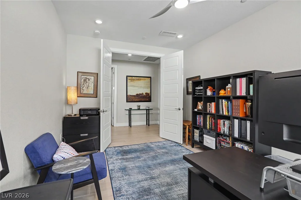 6412 Belgrossa Bend, Las Vegas, NV 89166