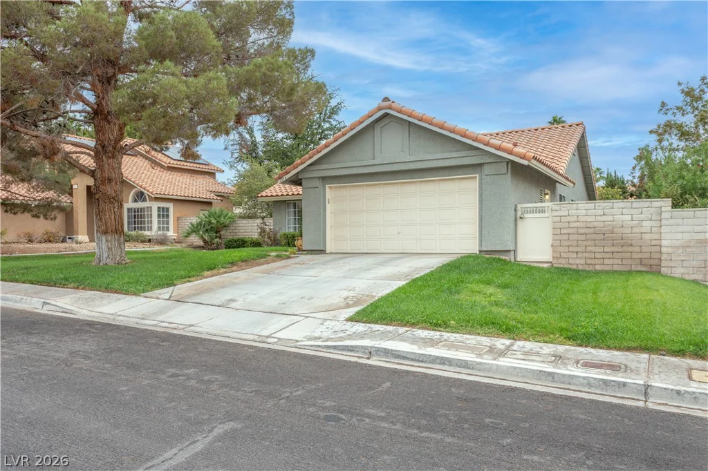1316 Grey Hunter, North Las Vegas, NV 89031