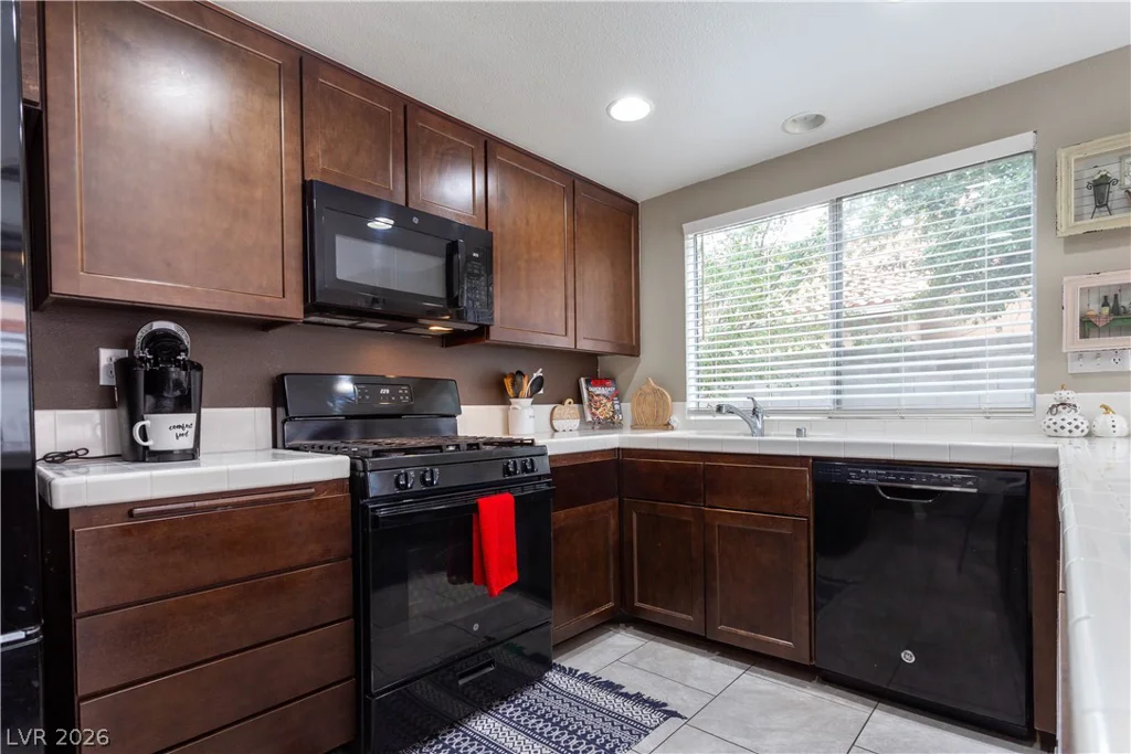 1316 Grey Hunter, North Las Vegas, NV 89031