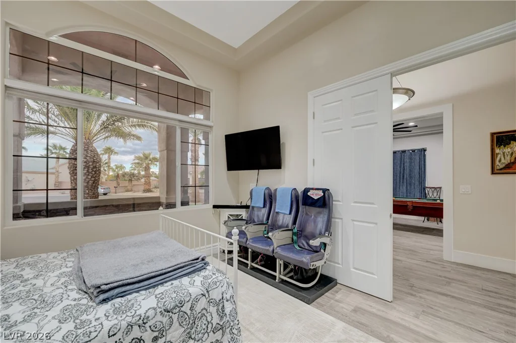 135 Mesa Verde, Las Vegas, NV 89123