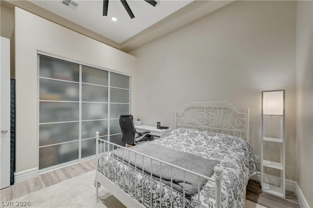 135 Mesa Verde, Las Vegas, NV 89123