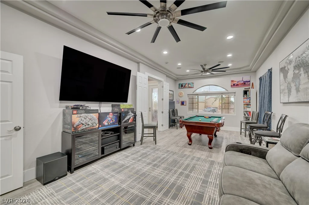 135 Mesa Verde, Las Vegas, NV 89123