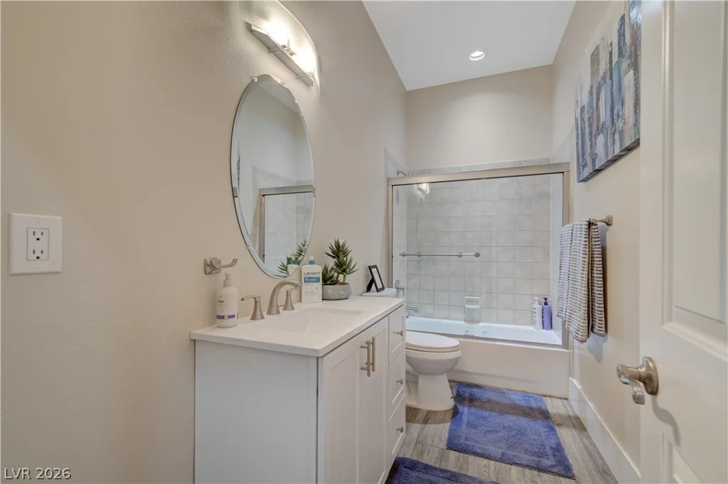 135 Mesa Verde, Las Vegas, NV 89123