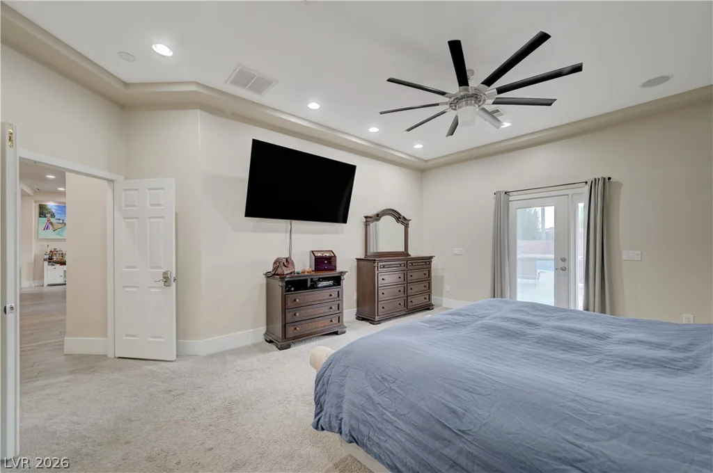 135 Mesa Verde, Las Vegas, NV 89123