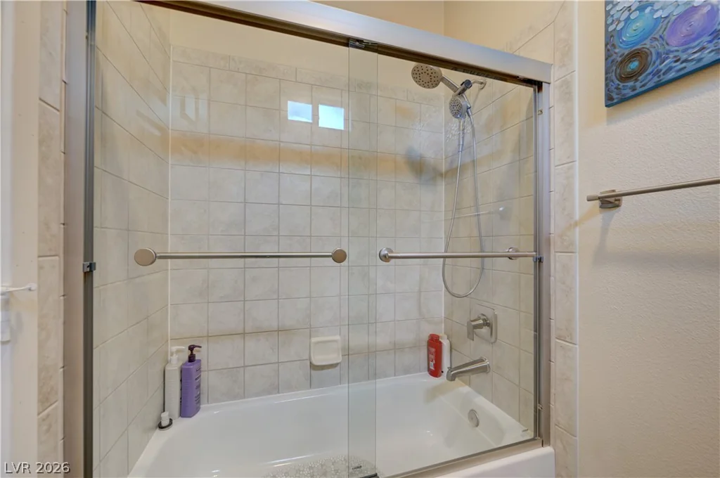 135 Mesa Verde, Las Vegas, NV 89123