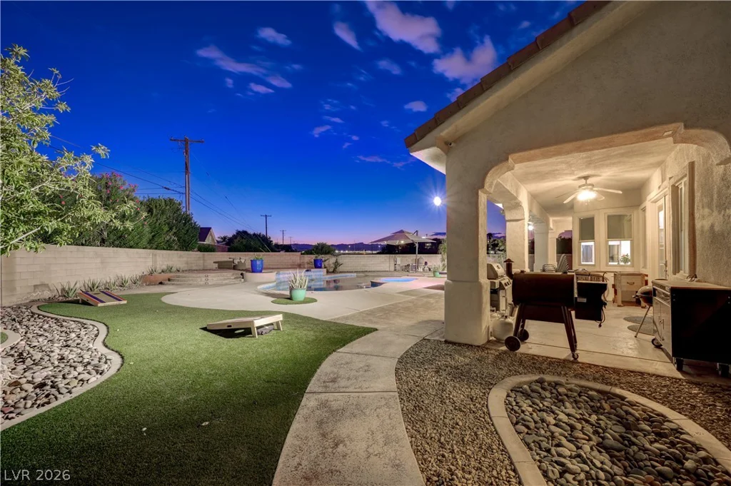 135 Mesa Verde, Las Vegas, NV 89123