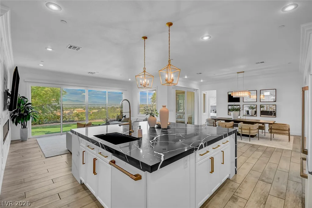 905 Cantura Mills, Henderson, NV 89052