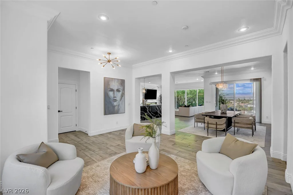 905 Cantura Mills, Henderson, NV 89052