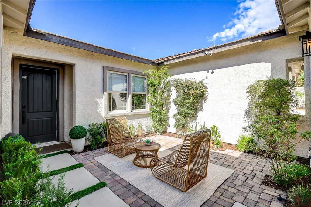 905 Cantura Mills, Henderson, NV 89052