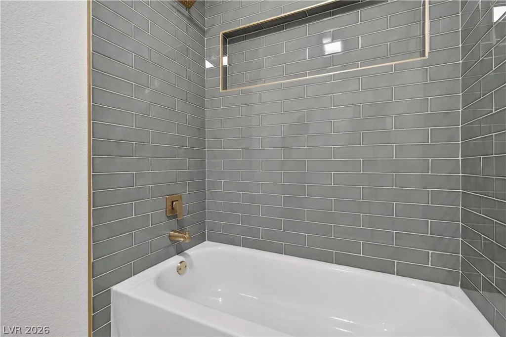 708 Van Ert, North Las Vegas, NV 89030