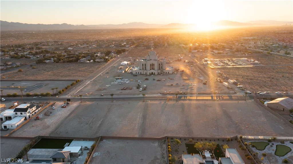 4141 Grand Canyon, Las Vegas, NV 89129