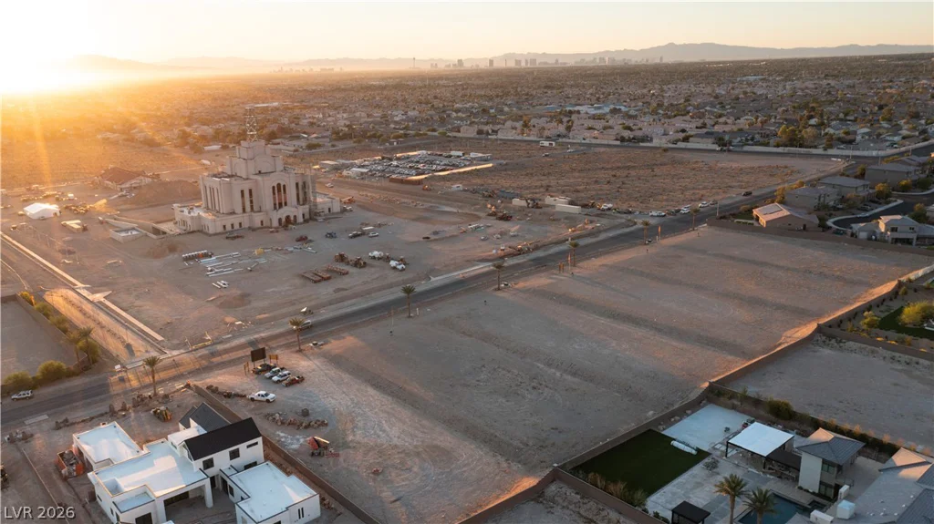 4141 Grand Canyon, Las Vegas, NV 89129