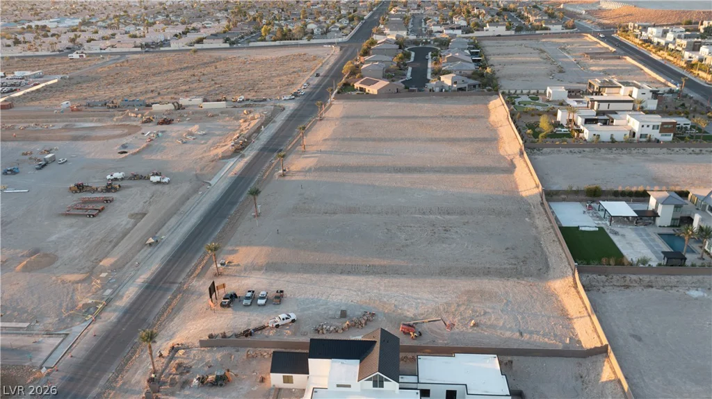 4141 Grand Canyon, Las Vegas, NV 89129
