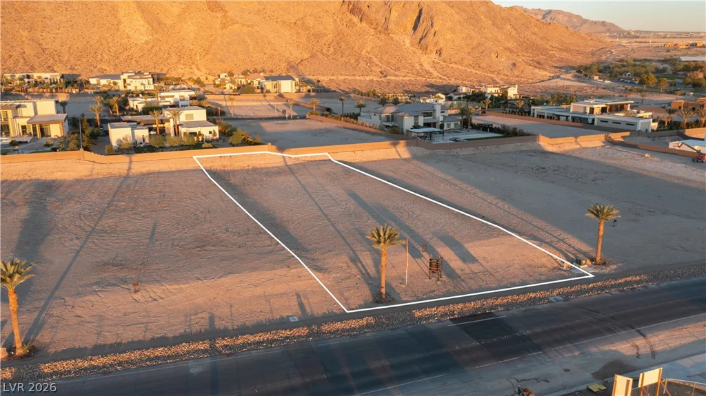 4141 Grand Canyon, Las Vegas, NV 89129