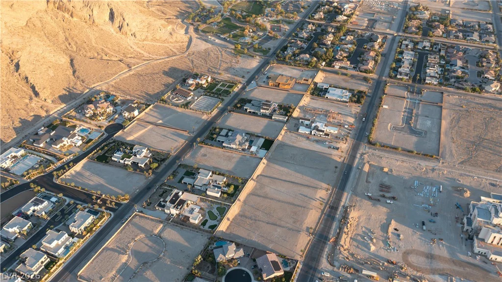 4195 Grand Canyon, Las Vegas, NV 89129