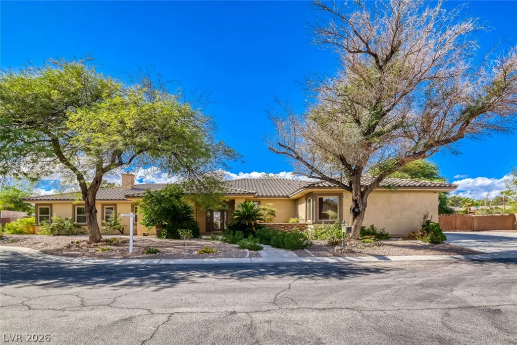 7285 Tara, Las Vegas, NV 89117