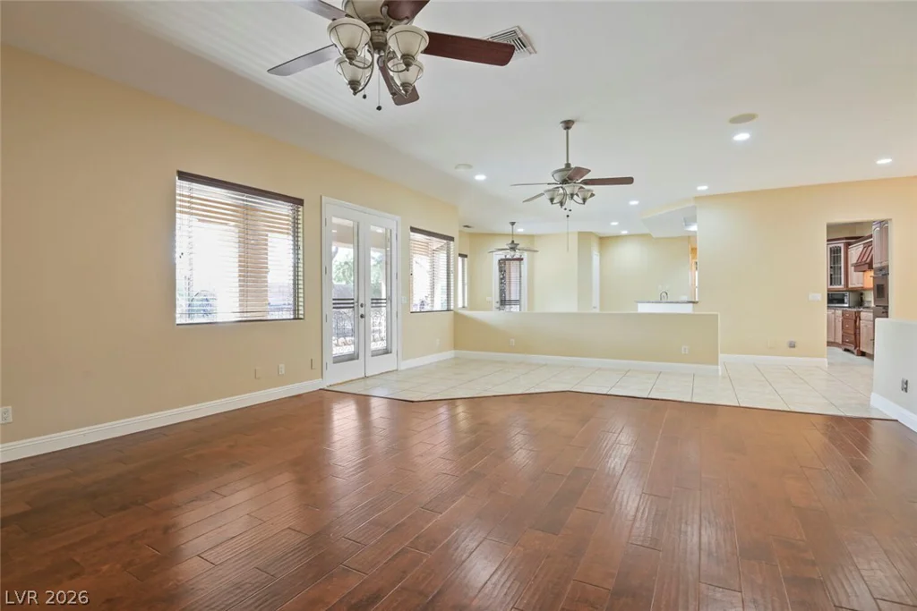 7285 Tara, Las Vegas, NV 89117