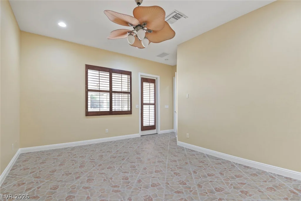 7285 Tara, Las Vegas, NV 89117