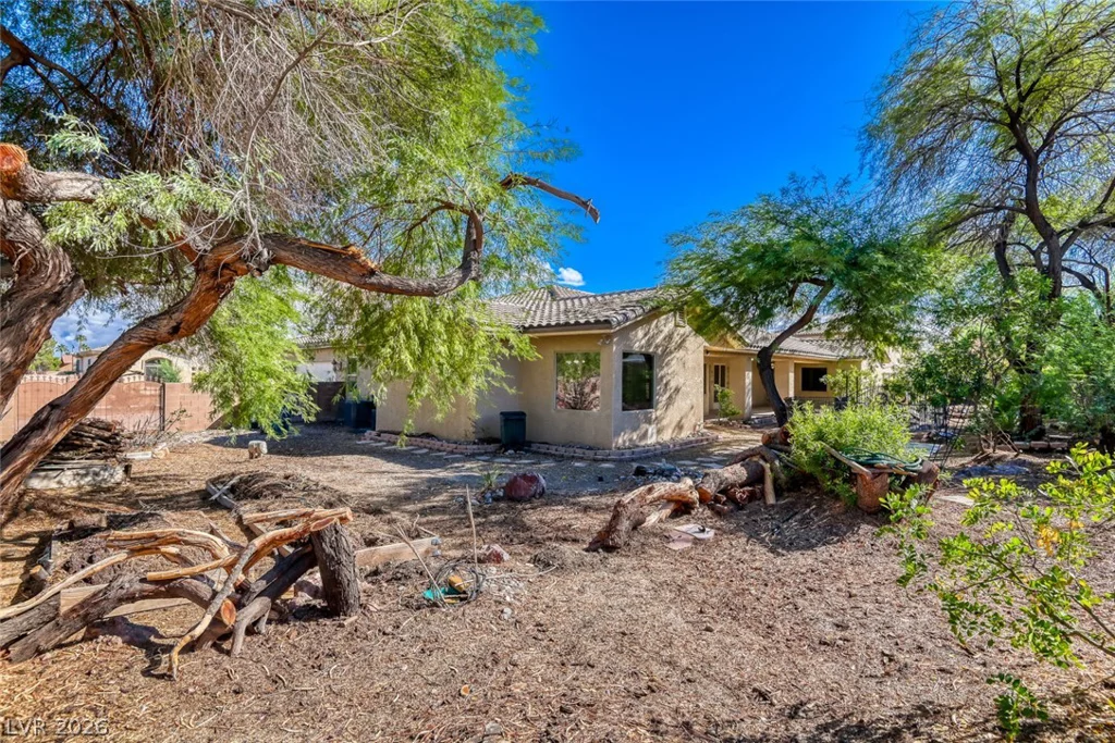 7285 Tara, Las Vegas, NV 89117