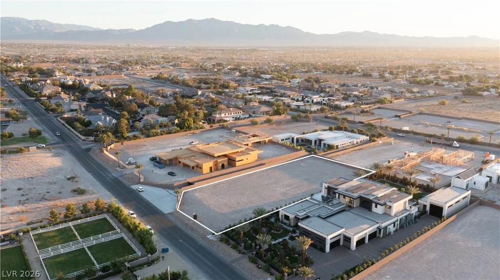 4240 Jensen, Las Vegas, NV 89129